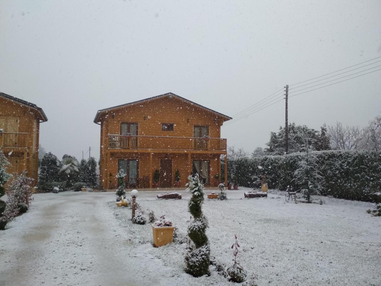 Kastor Chalets Ampelokipoi  Exterior foto