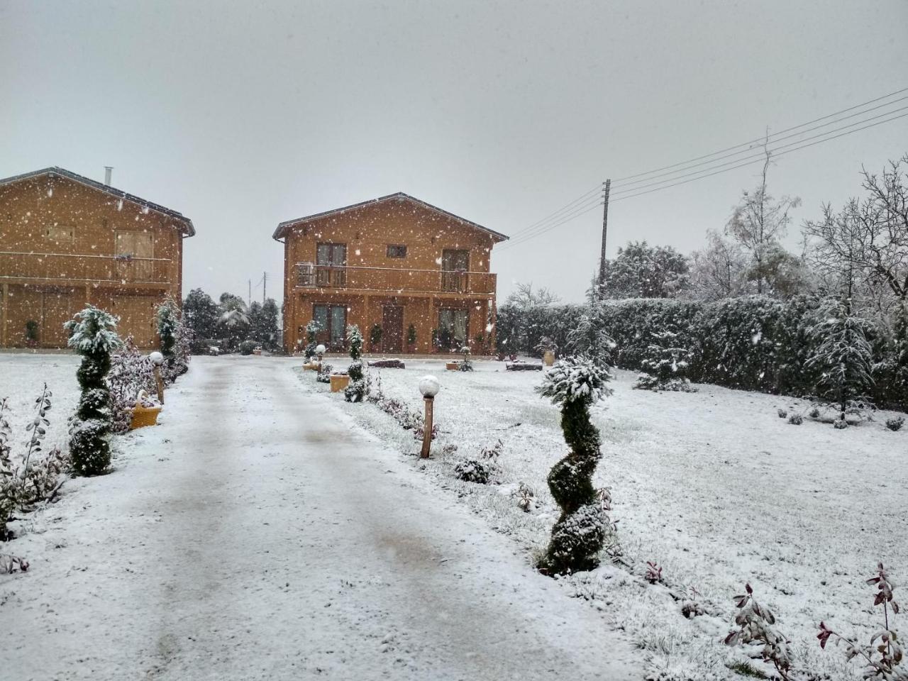Kastor Chalets Ampelokipoi  Exterior foto