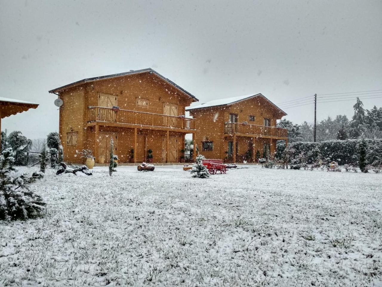 Kastor Chalets Ampelokipoi  Exterior foto