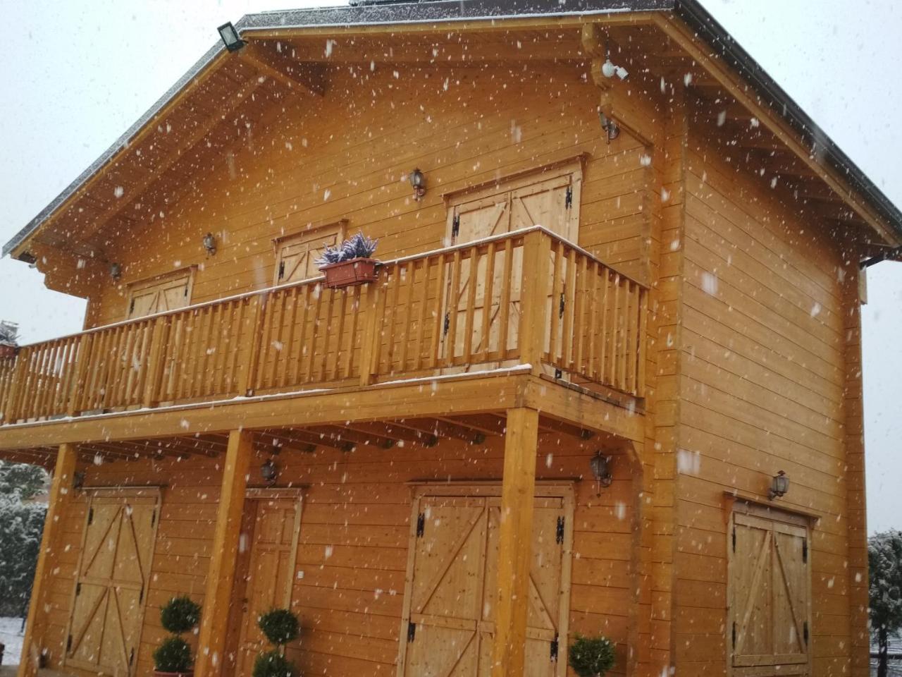 Kastor Chalets Ampelokipoi  Exterior foto