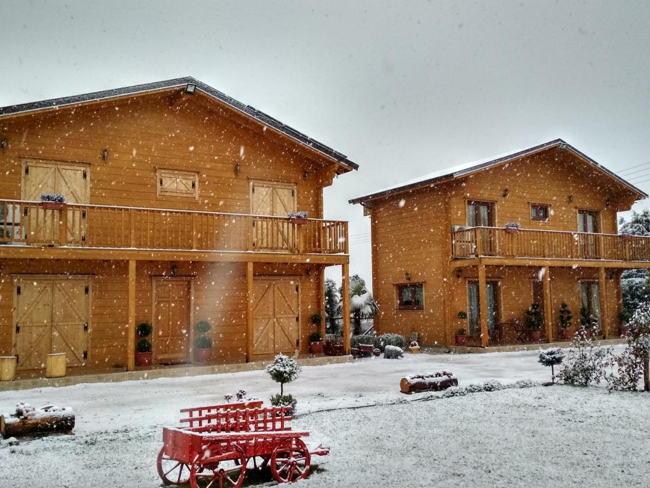 Kastor Chalets Ampelokipoi  Exterior foto