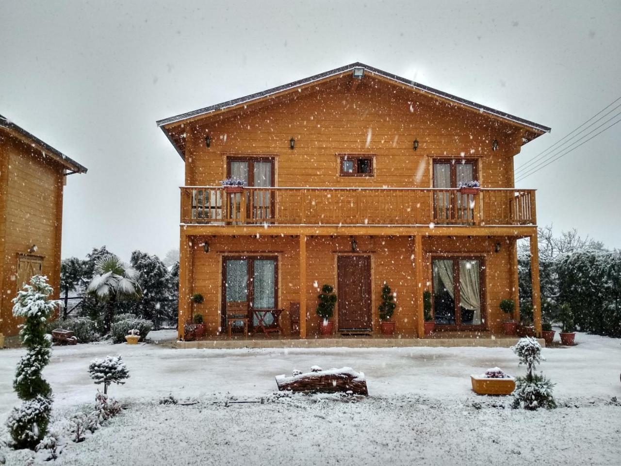 Kastor Chalets Ampelokipoi  Exterior foto